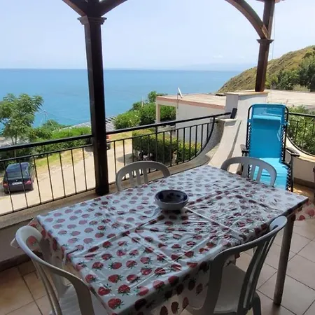Ridende Holiday home Santo Stefano (Messina)